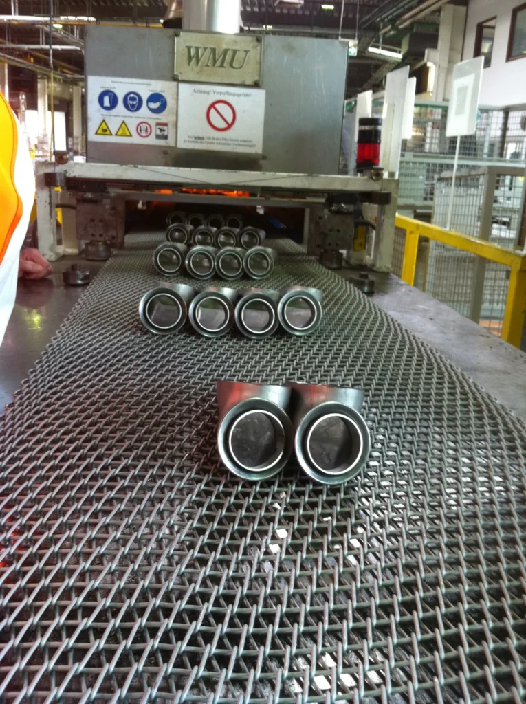 Banda transportadora para soldadura brazing en industria
